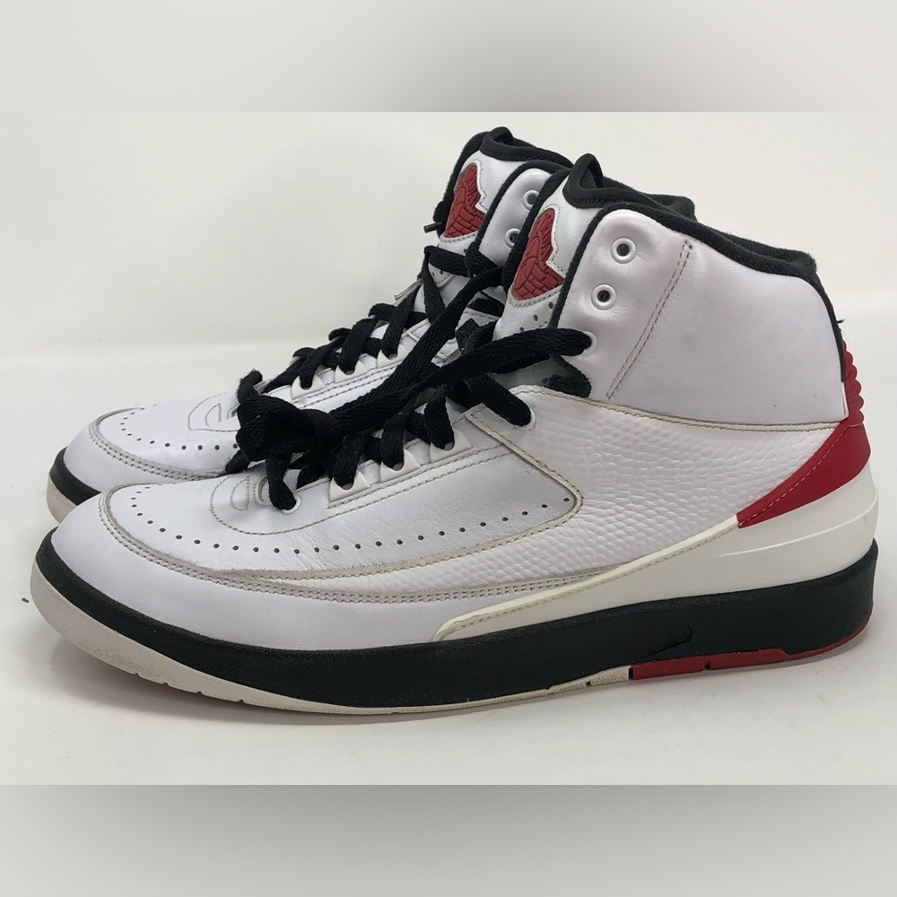 Nike Air Jordan 2 Retro Chicago DX2454-106 White Varsity Red Black- Size 9.5 - Picture 12 of 16
